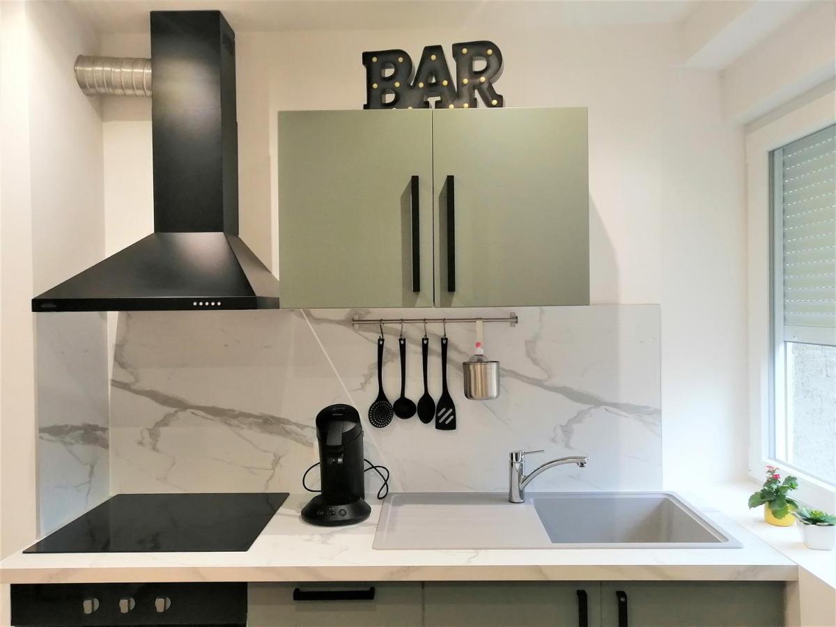 Cosy Room - Centre Ville - 2 Pers Sarreguemines Bagian luar foto